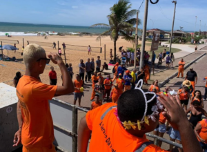 Juntos até no carnaval: Funcionários da empresa Terrapleno coloca pela 1ª vez o bloco na rua