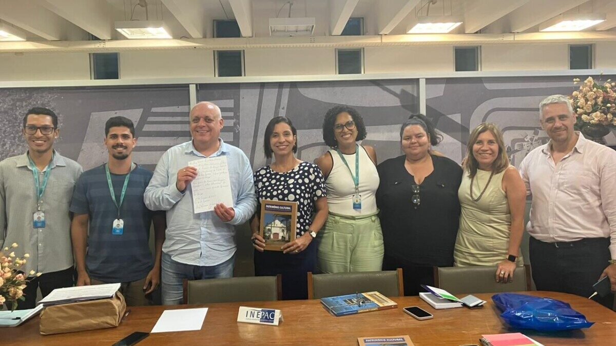 Búzios busca apoio do Instituto Estadual do Patrimônio Cultural para preservação da rocha africana descoberta no Quilombo da Baía Formosa