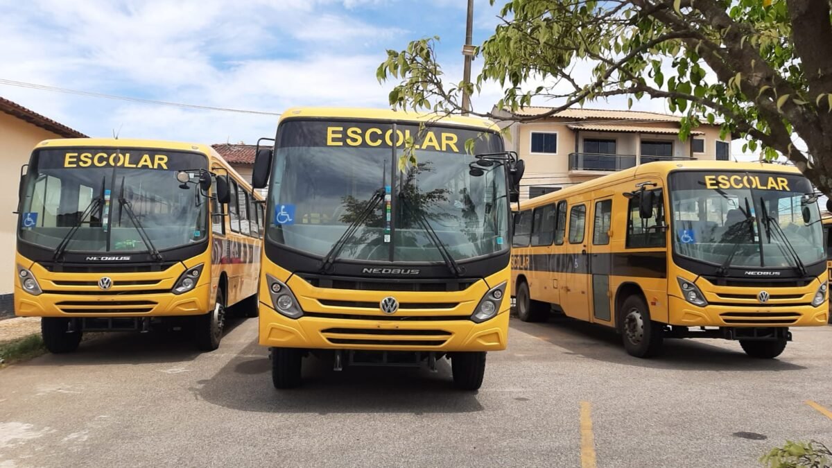 Rio das Ostras adquire novos ônibus escolares para Cantagalo