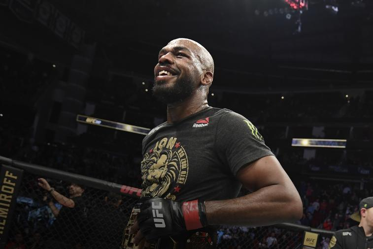 UFC 285 tem retorno da lenda Jon Jones e duas disputas de cinturão