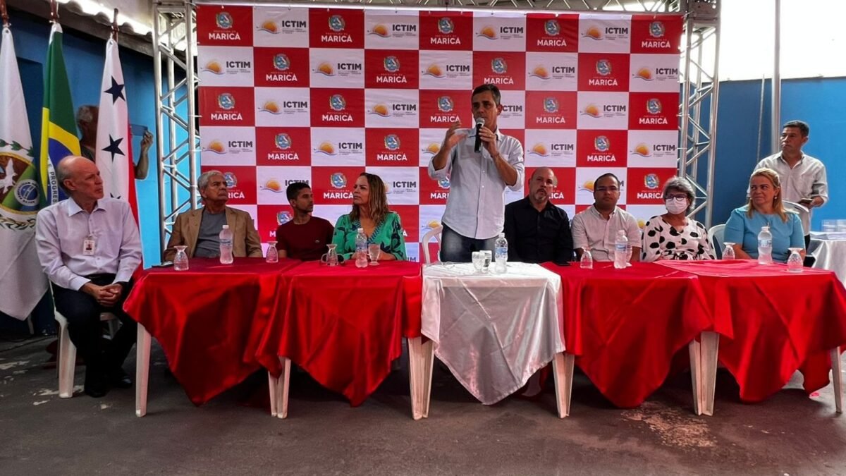 Prefeitura de Maricá entrega 48 certificados para alunos do Programa de Iniciação Científica