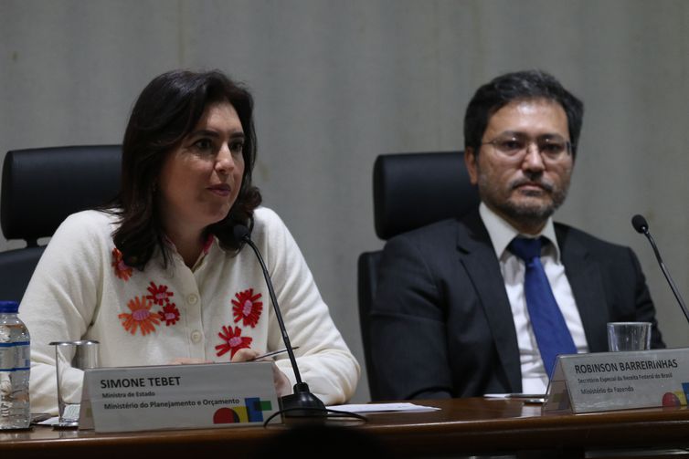 Tebet garante aumento do salário mínimo acima da inflação em 2024