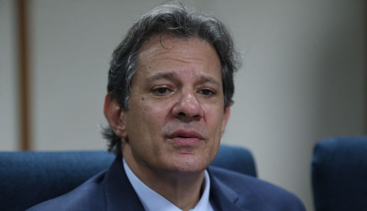 Isenção para encomendas de até US$ 50 entre pessoas físicas é mantida