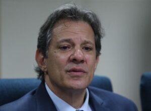 Isenção para encomendas de até US$ 50 entre pessoas físicas é mantida