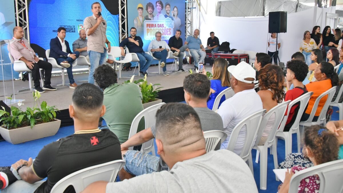 Prefeitura de Maricá leva Feira das Profissões a Itaipuaçu