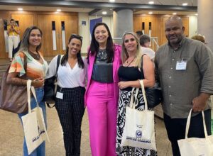 Educação Macuquense participa de seminário na capital fluminense