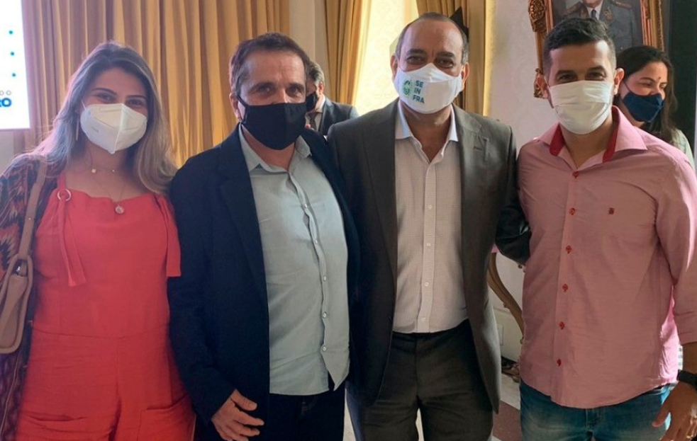 Prefeito de Carmo se reúne com secretário no palácio Guanabara