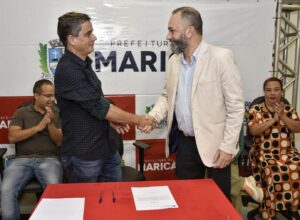 Prefeito de Maricá dá posse a novos secretários