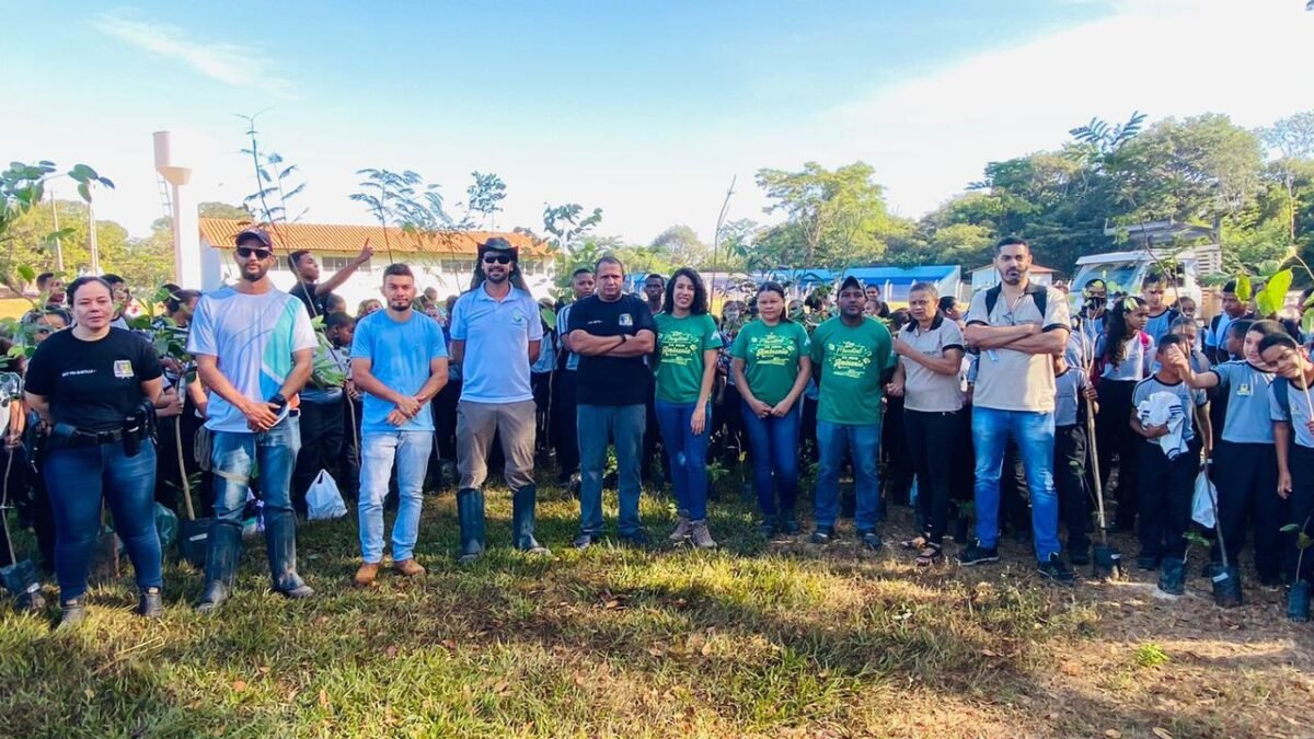 Secretaria de Meio Ambiente de Natividade realiza ação no Dia Mundial do Meio Ambiente