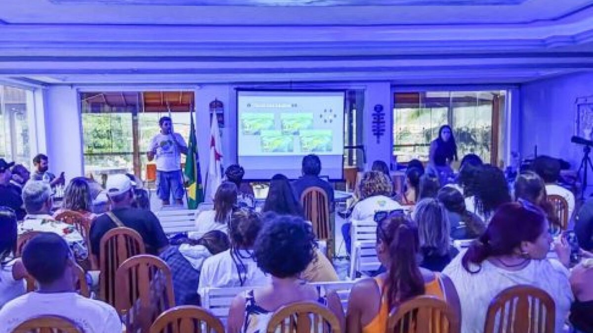 Arraial do Cabo abre temporada de baleias com foco na conservação e turismo responsável