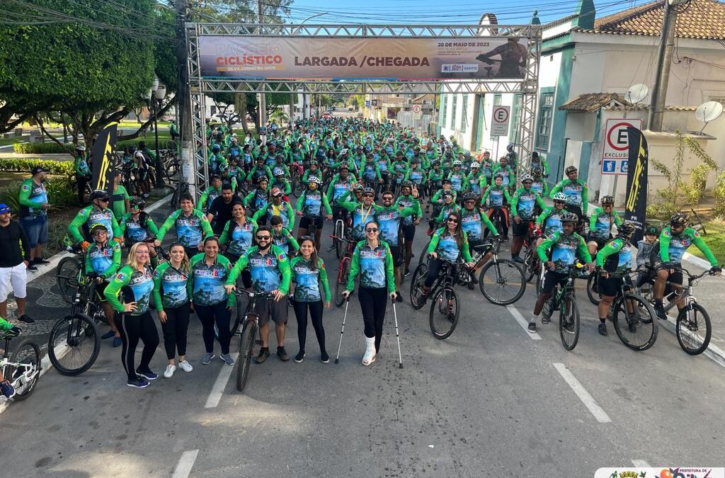 Secretaria Municipal de Turismo realiza passeio ciclístico