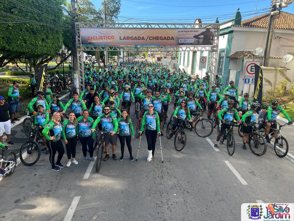 Secretaria Municipal de Turismo realiza passeio ciclístico