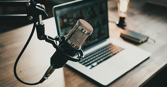A inteligência artificial pode substituir podcasts reais?