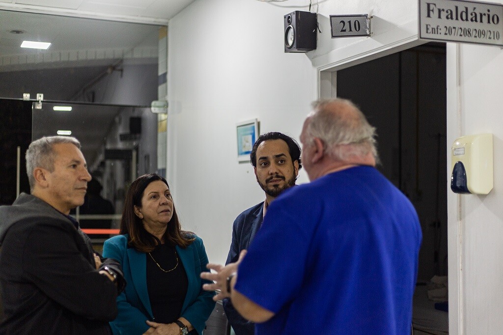 Prefeita de Cabo Frio faz visita surpresa ao Hospital Municipal da Mulher