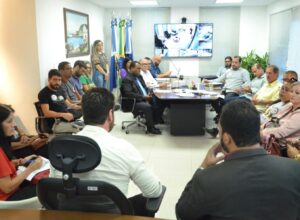 Governo recebe lideranças do SEPE