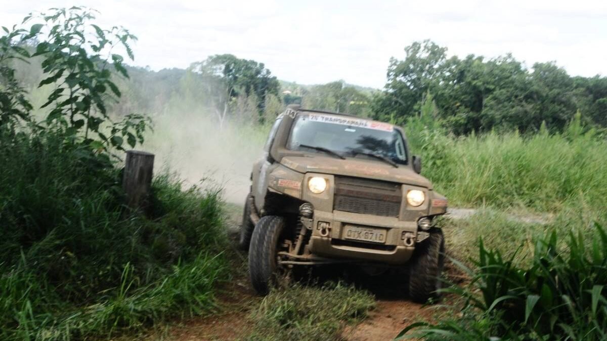 Bom Jardim: 10º Encontro de Jipeiros beneficente mobilizou diversos Jeep Clubes do estado do Rio