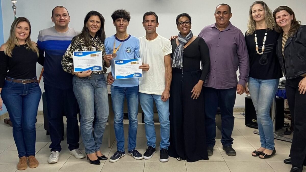 Medalhistas da Olimpíada Brasileira de Matemática são homenageados