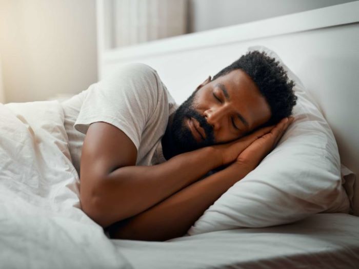 Trocar o dia pela noite pode aumentar risco de câncer