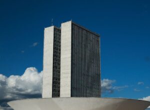 Câmara conclui votação da reforma tributária