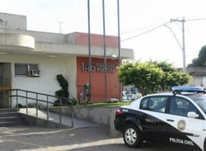Homem é preso por suspeita de matar e enterrar mulher no quintal de casa em Campos