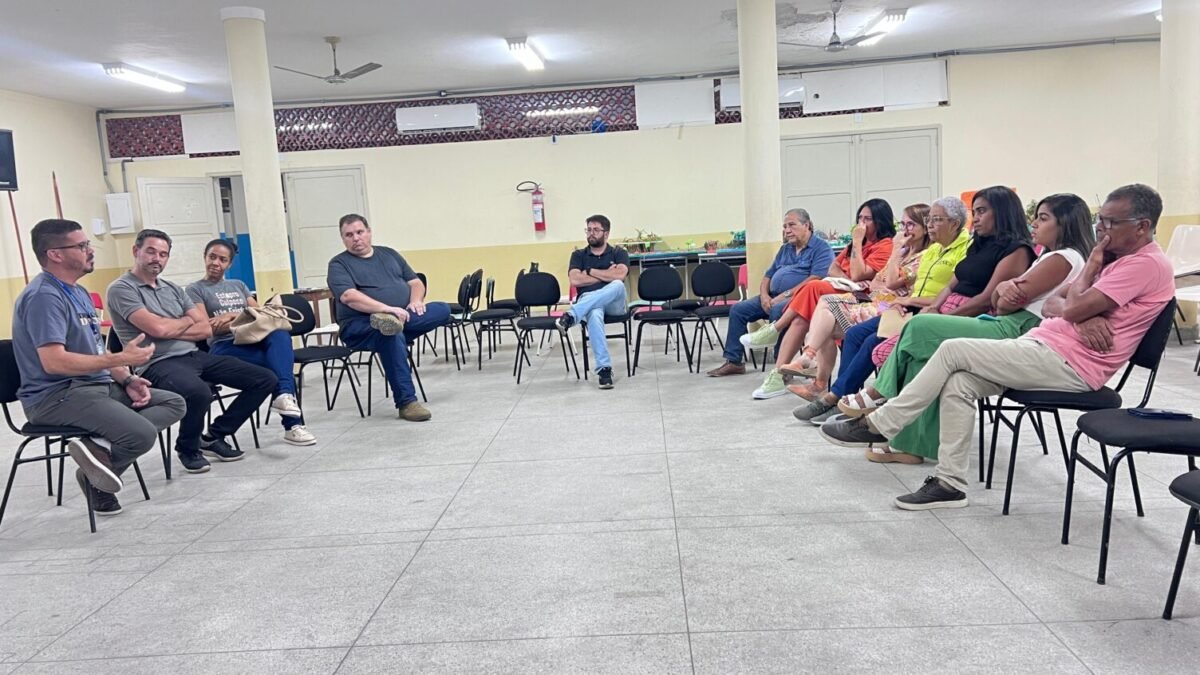Prefeitura de Pinheiral reúne comerciantes para um Café com Negócios