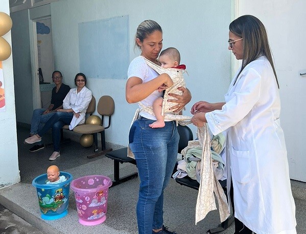Unidades de saúde dos bairros Maria Joaquina e Braga, em Cabo Frio, recebem atividades da Campanha Agosto Dourado