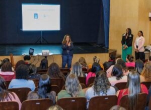 Enfermeiros da Secretaria de Saúde de Teresópolis participam de capacitação do Conselho Regional de Enfermagem