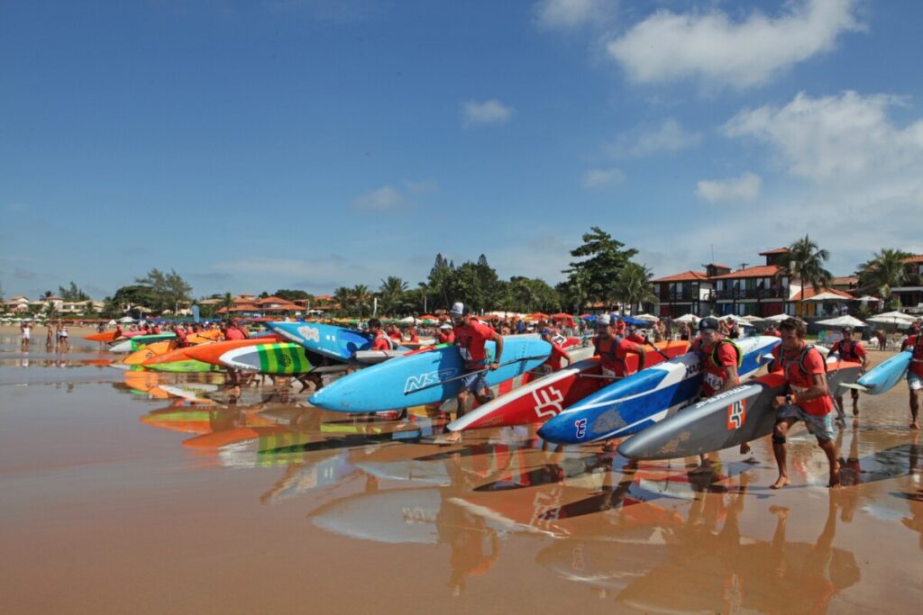 Búzios receberá Campeonato Brasileiro de Stand Up Paddle, SUP RACE e SUP WAVE, etapa Rio de Janeiro