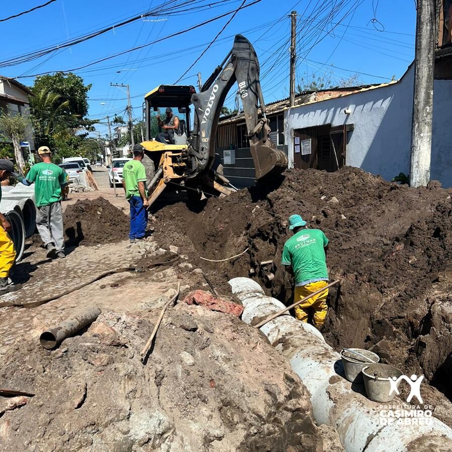 Secretaria de Obras segue realizando troca de manilhas em ruas de Barra de São João