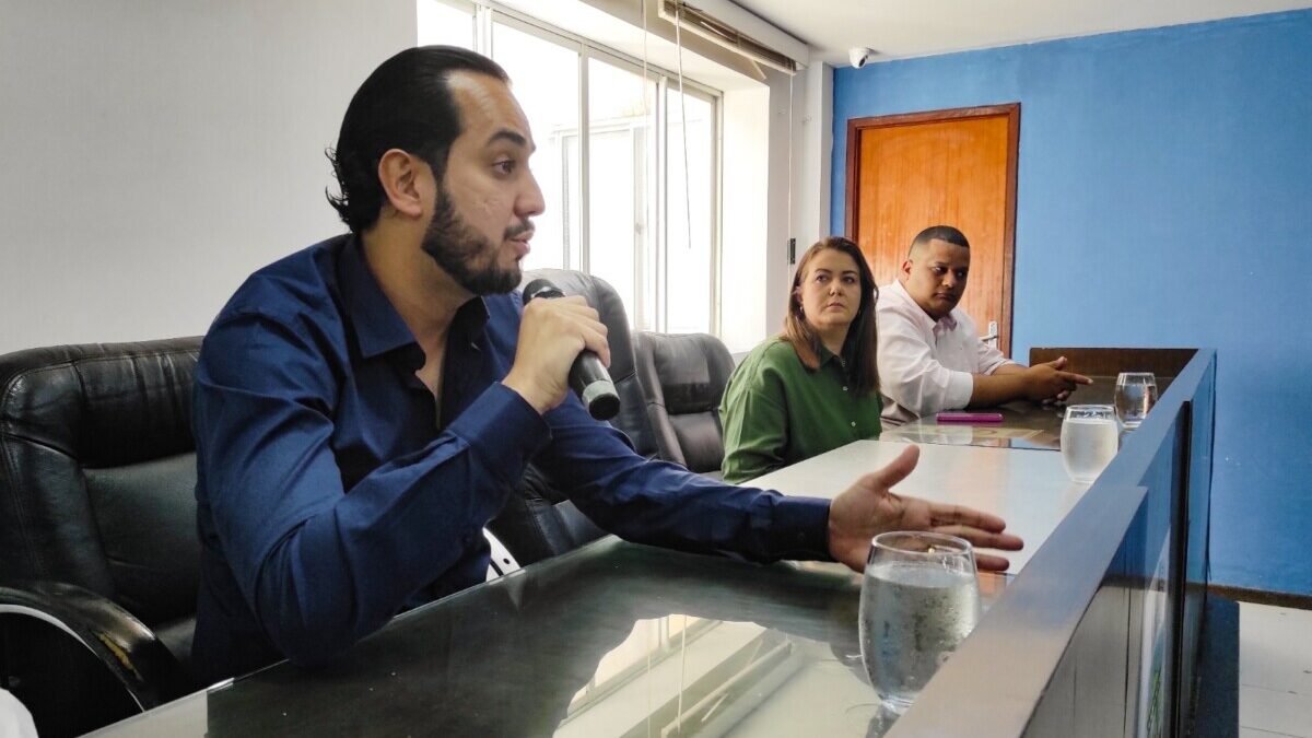 Secretário de Saúde de Cabo Frio apresenta equipe técnica e alinha metas junto aos profissionais