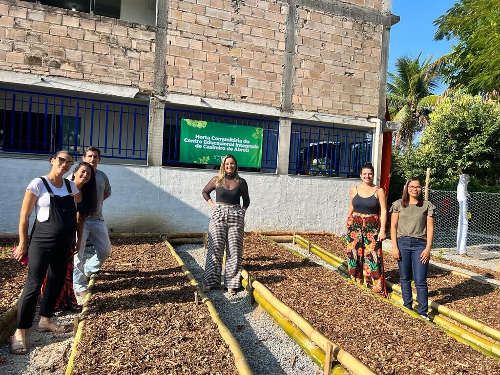 Centro Educacional Integrado de Casimiro de Abreu inaugura horta familiar