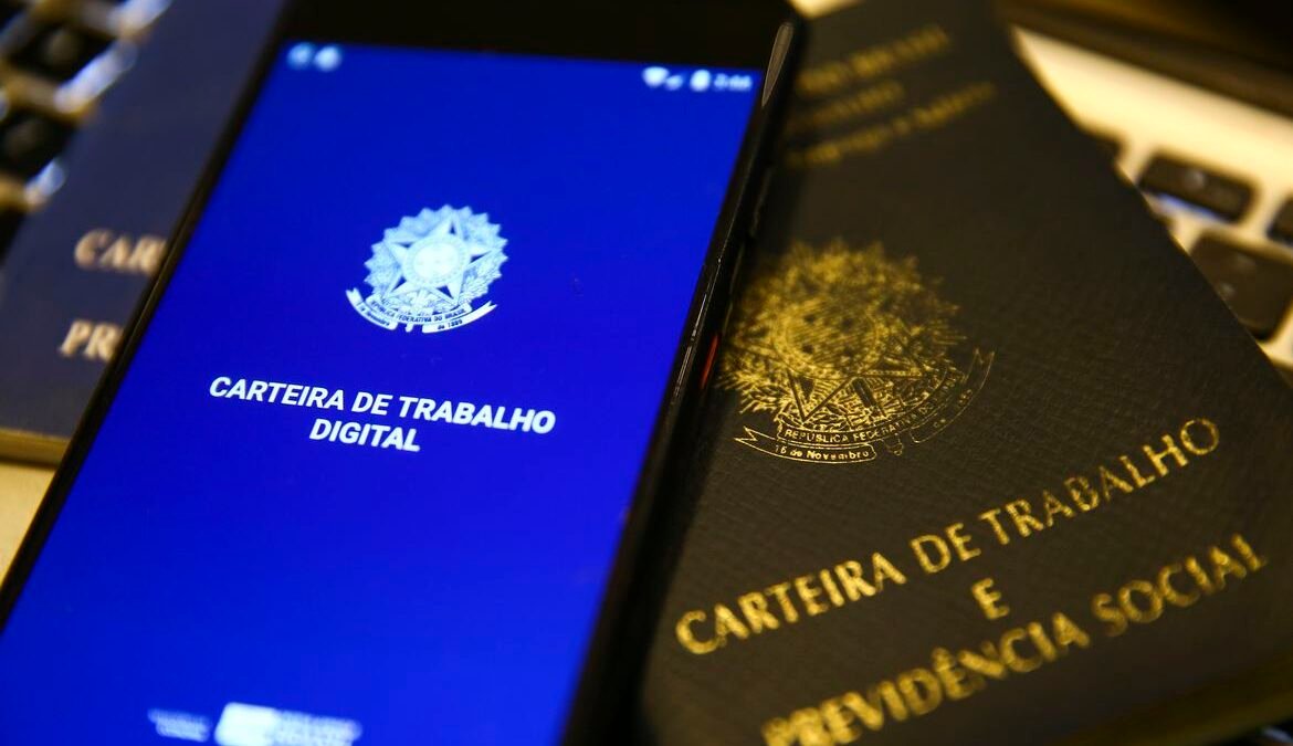 Taxa de desemprego recua em oito unidades da Federação