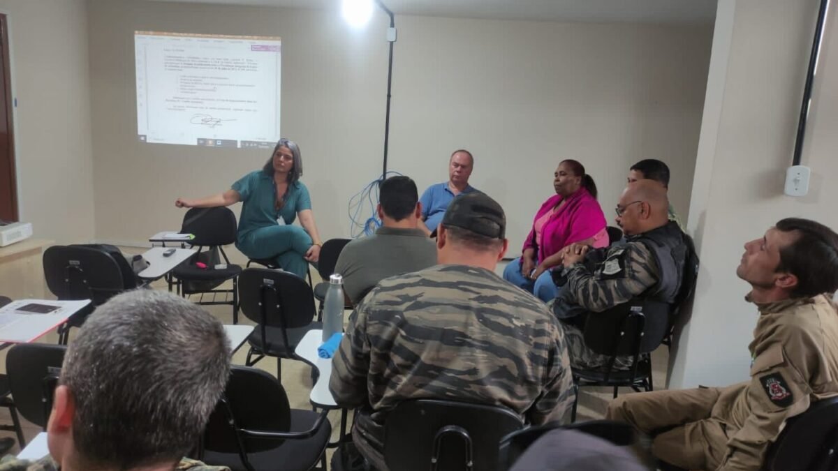 Prefeitura sedia reunião para ações integradas de fiscalização durante o período de Defeso na Lagoa de Araruama