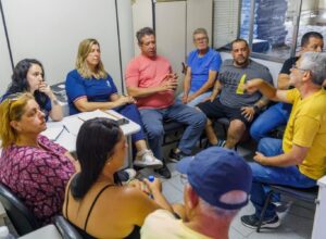 Turismo se reúne com expositores da Feirinha de Teresópolis