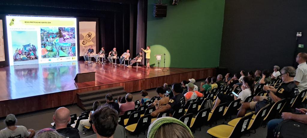 Teresópolis presente no 2º Congresso Brasileiro de Trilhas