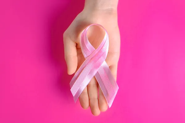 Prefeitura vai realizar ações durante todo o mês do “Outubro Rosa” para alertar sobre a importância da prevenção ao câncer de mama