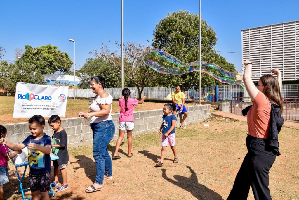 Crianças participam do agita escola sábado no Cervezão