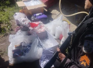 PM apreende carga de drogas avaliada em R$ 30 mil durante operação em Arraial