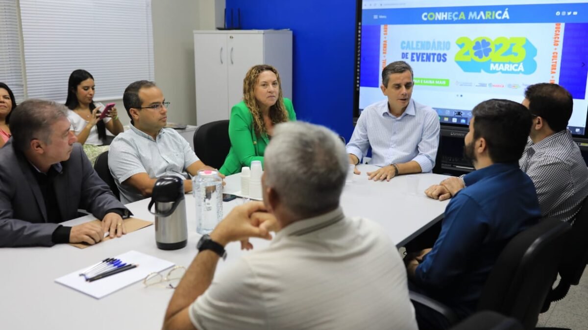 Maricá formaliza linha de van que liga Recanto a Itaipu