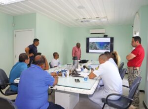 Búzios faz reunião com órgãos responsáveis para criação de ordenamento náutico em todas as praias do município