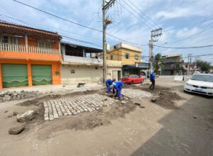Prefeitura avança em ações de drenagem e pavimentação em bairros de Cabo Frio