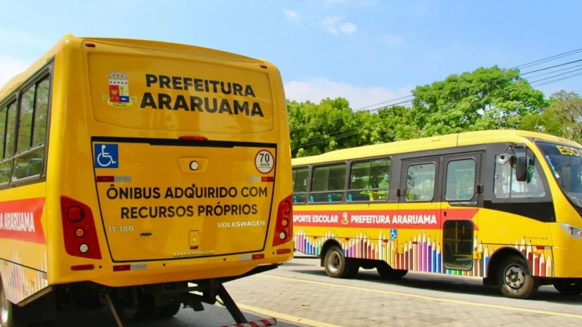 Frota escolar: novos ônibus são adquiridos pela Prefeitura de Araruama