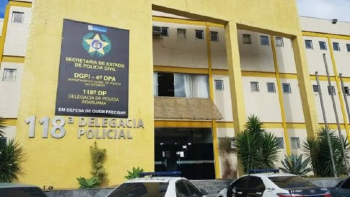 Homem é preso em flagrante em Araruama após agredir companheira