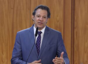 Brasil não deve apenas exportar energia verde, dizem Haddad e Marina