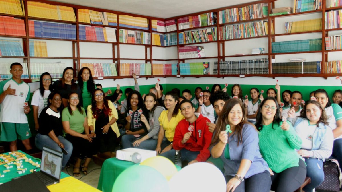 PSE ENCERRA PROGRAMAÇÃO DO SETEMBRO AMARELO E SETEMBRO VERDE COM ALUNOS DO CAMBOIM