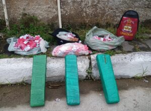 Polícia age com sucesso em Rio das Ostras: Grande apreensão de drogas após denúncias