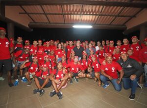Guarda-vidas de Búzios recebem novos uniformes