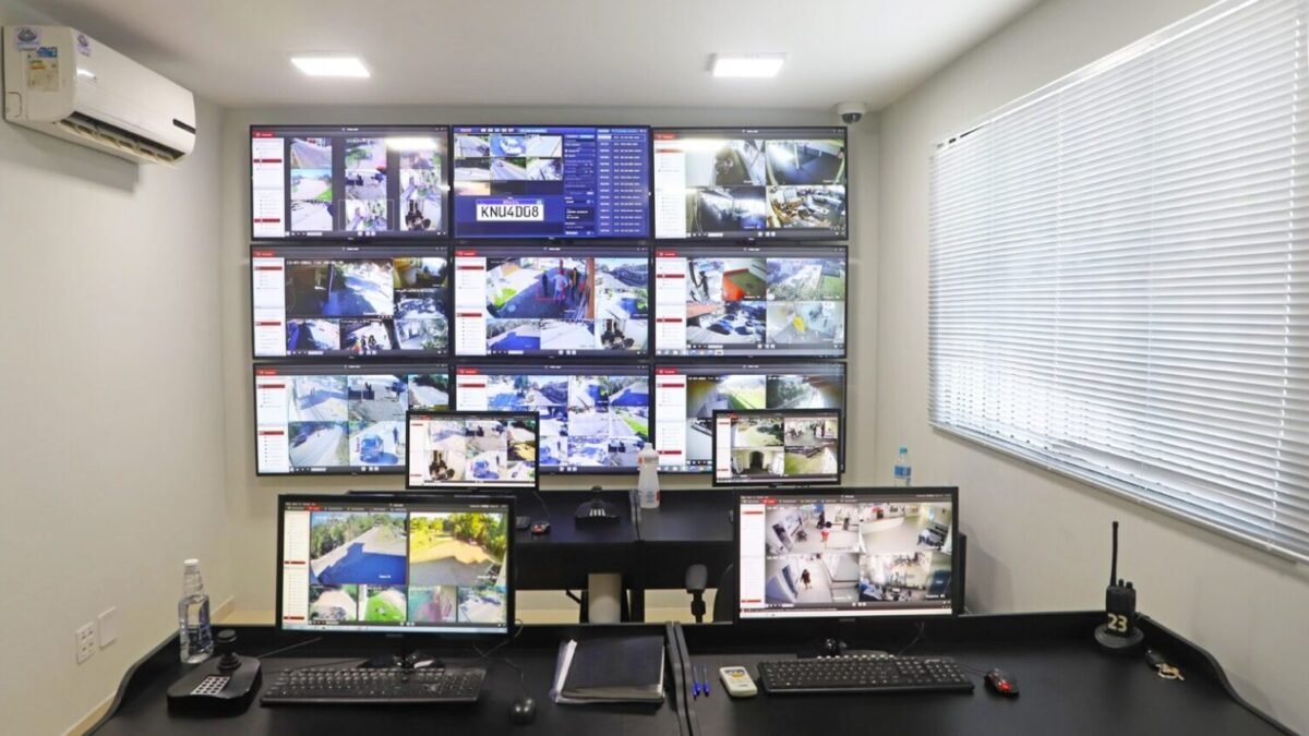 Centro de Monitoramento de Búzios identifica e coíbe possível invasão no Cine Teatro da Rasa