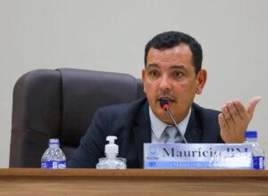 Precariedade da iluminação pública é debatida na Câmara de Rio das Ostras