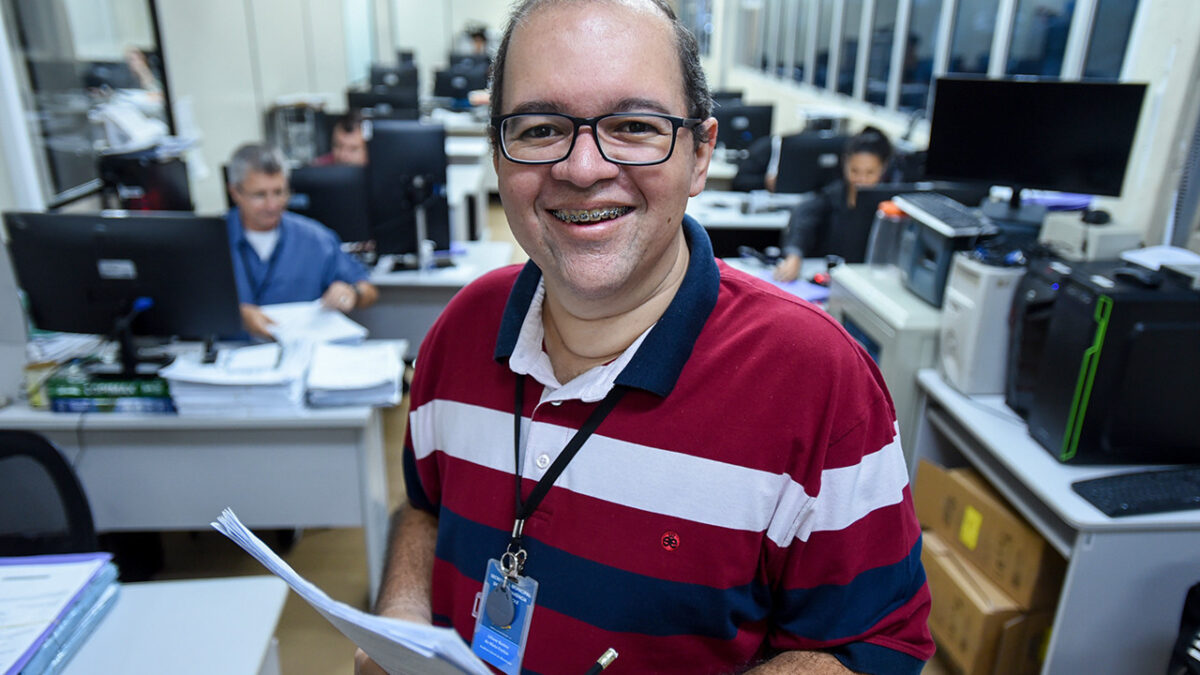 Campos: Prefeitura paga servidores e injeta R$ 119,3 milhões na economia local